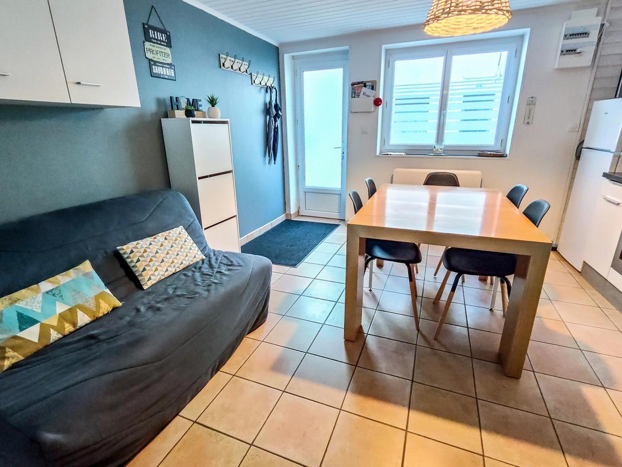 Agreable Maison Renovee En Hyper Centre Avec Patio Pornic Exterior foto